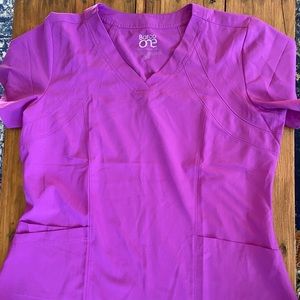 Barco scrub top